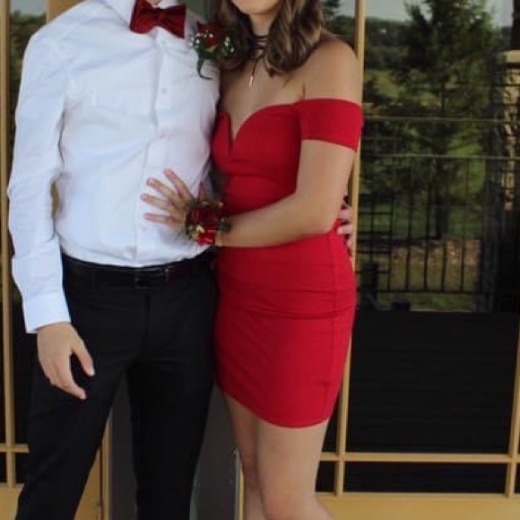 Red Off-the-Shoulder Dress - Picture 2 of 8